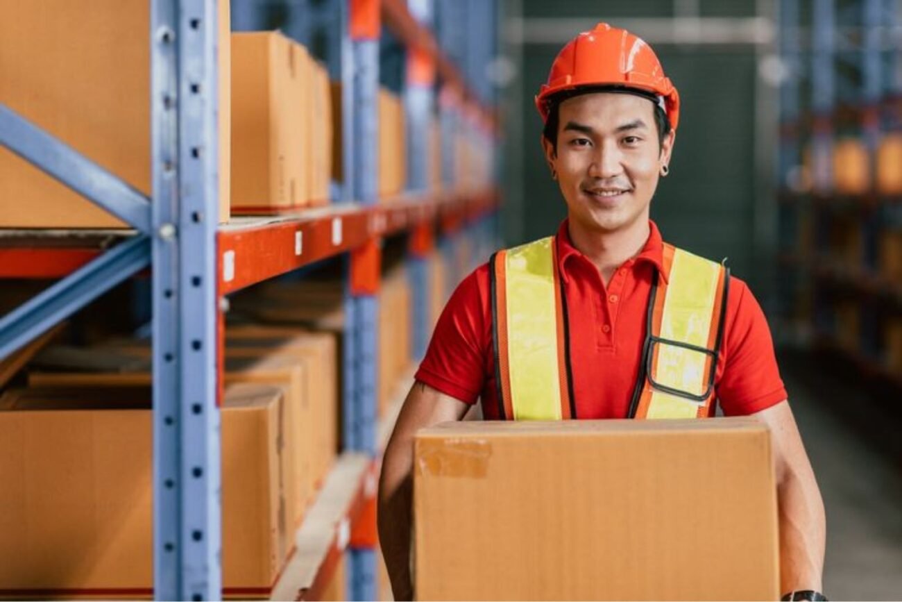 Warehouse Worker Jobs in Italy 2027